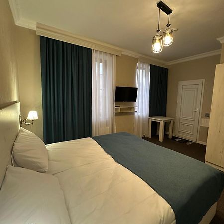 Nemi Museum Hotel Bakoe Buitenkant foto