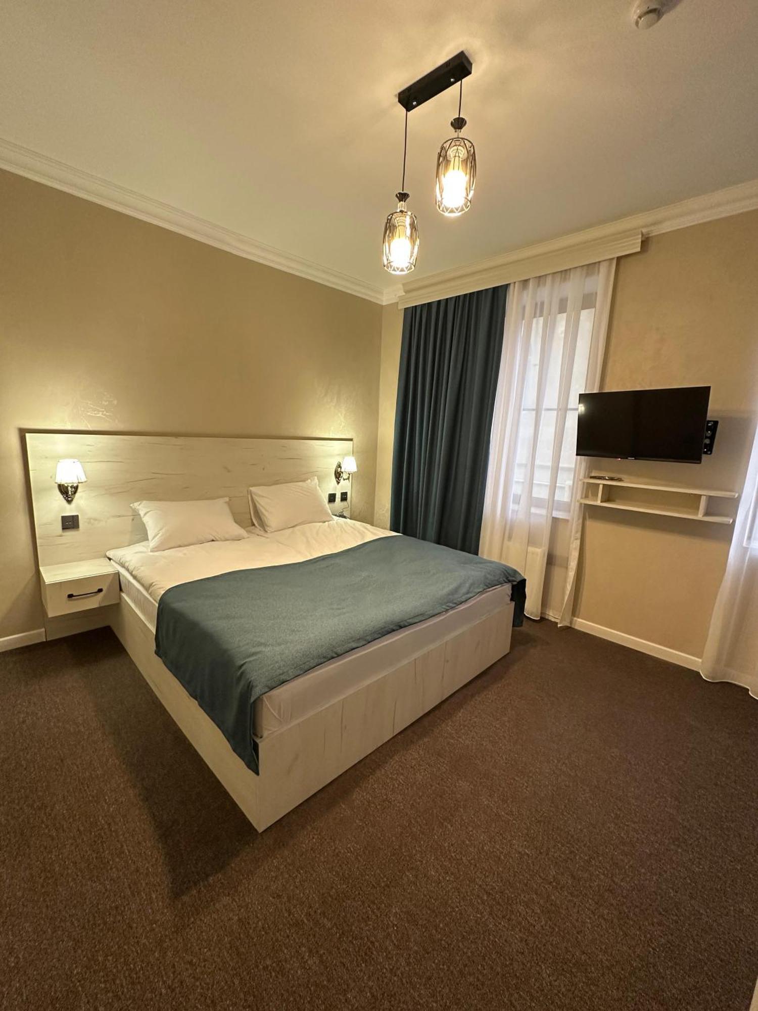 Nemi Museum Hotel Bakoe Buitenkant foto